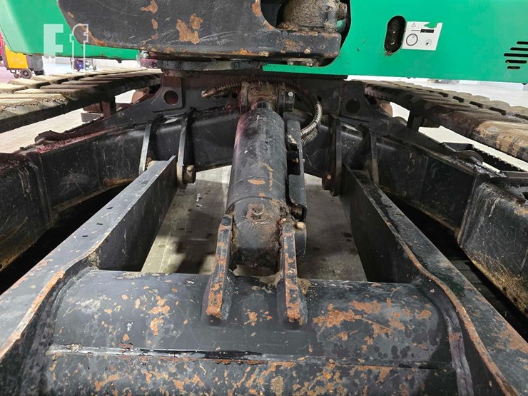 2019-jcb-85z-1-image-34