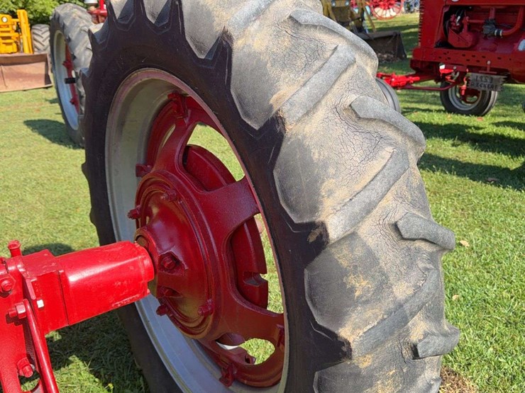 farmall-super-m-image-24