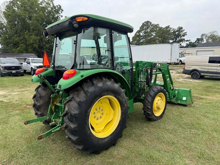 2013-john-deere-5055e-4wd-tractor-with-cab,-loader,-dual-rear-remotes---926-hours-showing-image-3