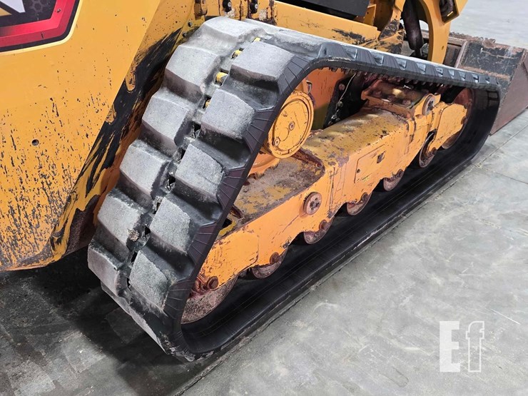 2022-caterpillar-299d3-image-38