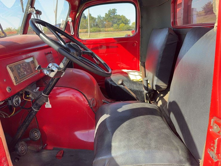 1937-1939-ford-cabover-truck-image-29