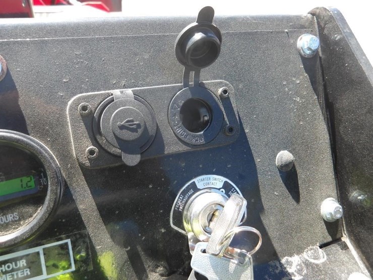 2026-sdlool-sl1050k-skid-steer-loader-image-15