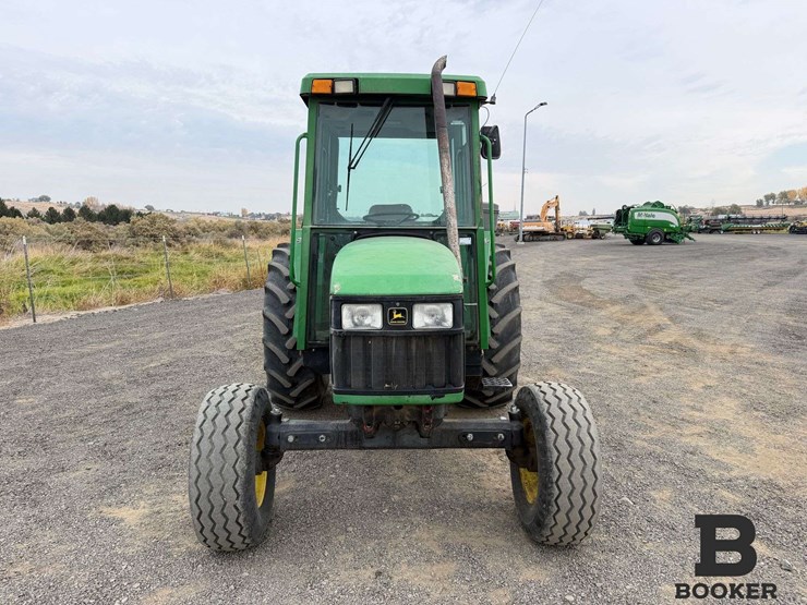 2000-john-deere-5510-tractor-image-8