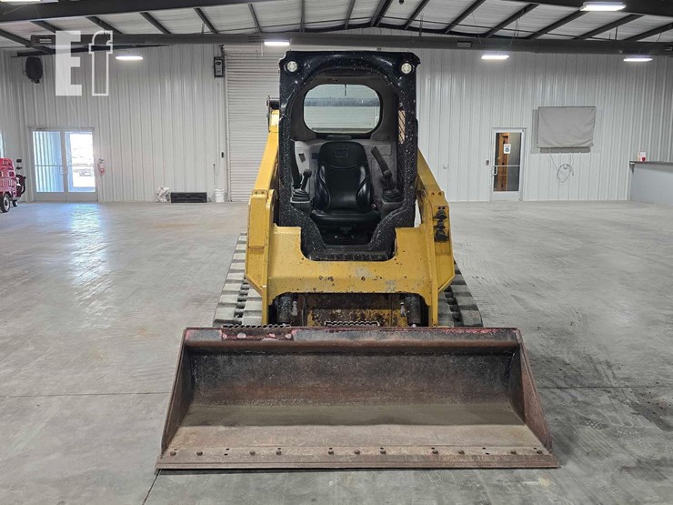 2019-caterpillar-259d-image-6