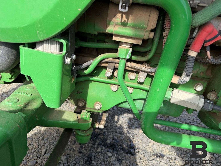 2014-john-deere-3039r-tractor-w/h165-loader-image-16