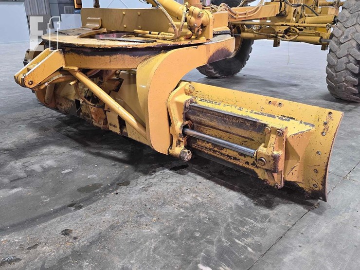 1999-caterpillar-120h-vhp-image-11