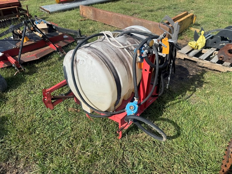 3-point-sprayer---broken-lid-image-2