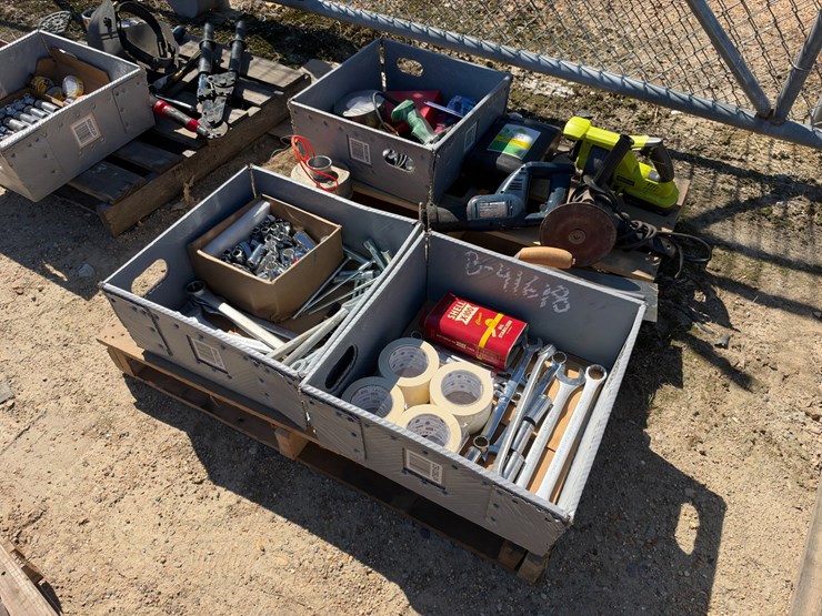 #41618-•-power-tools,-sockets,-and-wrenches-image-1