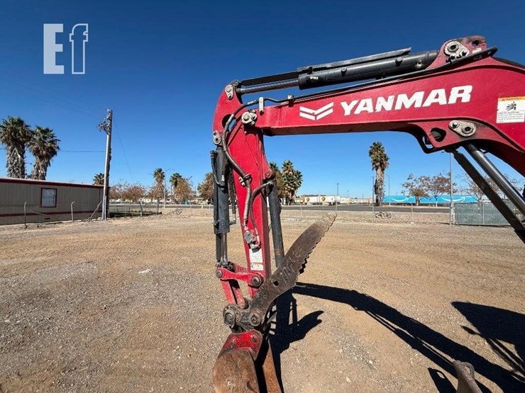2020-yanmar-vio35-6a-image-10