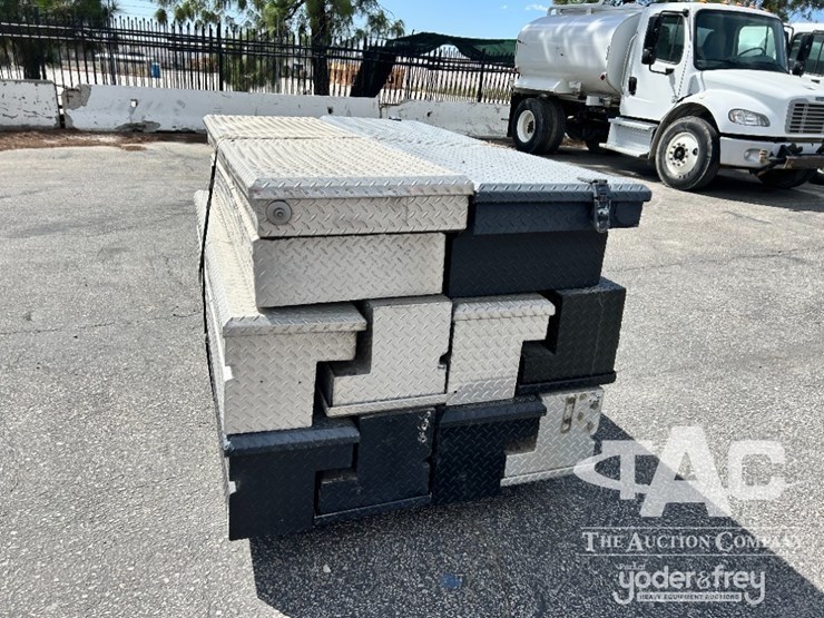 approx.-(10)-truck-mount-tool-boxes.-image-2
