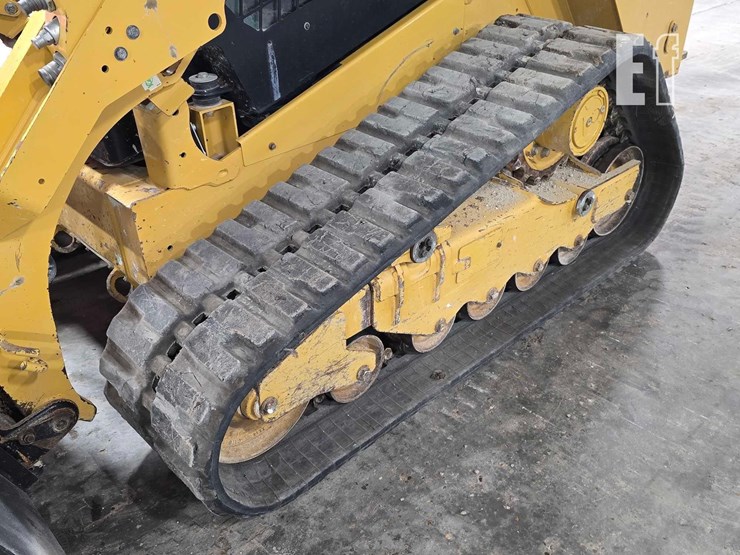 2021-caterpillar-289d3-image-28