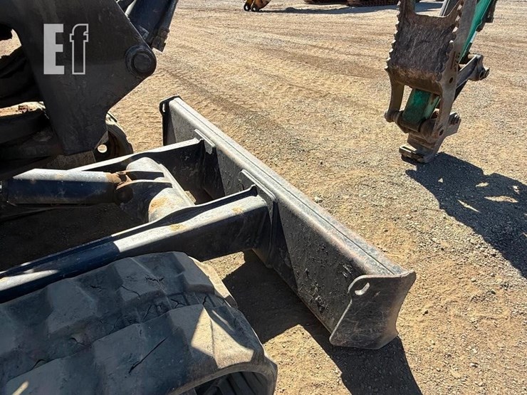 2019-jcb-85z-1-image-13
