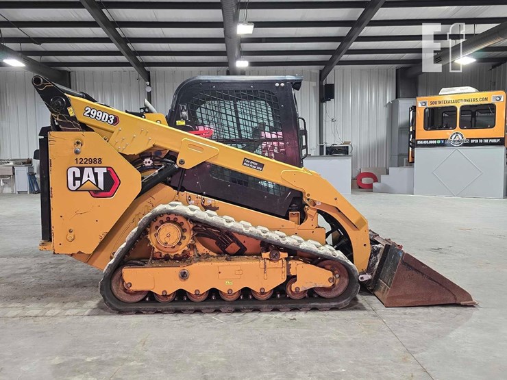 2021-caterpillar-299d3-image-6