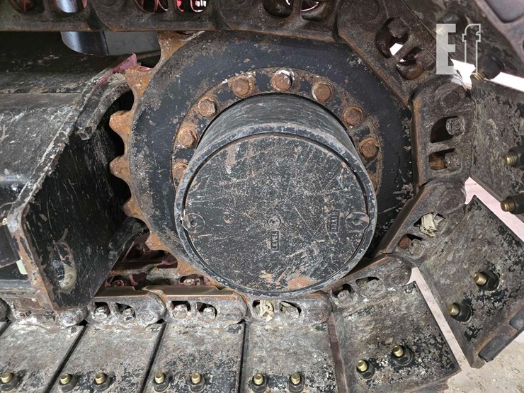 2021-caterpillar-307.5-image-32
