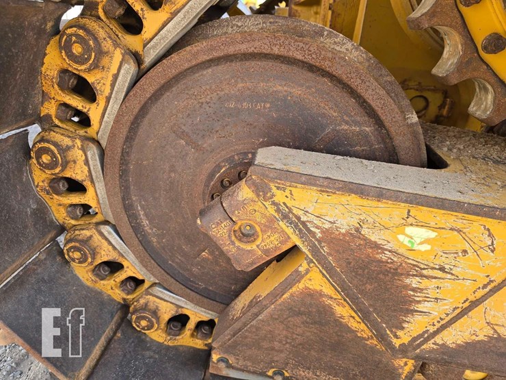 2019-caterpillar-d6t-xl-image-37