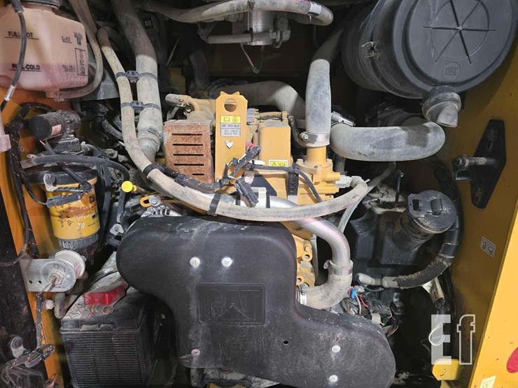 2022-caterpillar-289d3-image-25