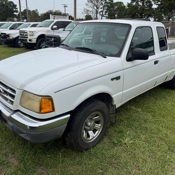 2001 FORD RANGER XLT SUPER CAB 3.0L V6 – AUTO TRANS - 167,418 MILES SHOWING - 1FTYR14U61TA20717
