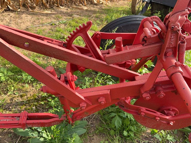 oliver-one-bottom-plow-image-24