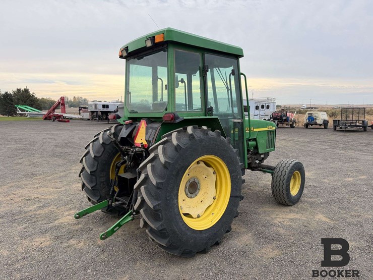 2000-john-deere-5510-tractor-image-5