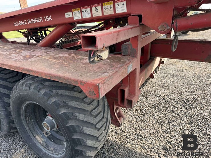 2002-proag-bale-runner-16k-bale-stacker-image-45