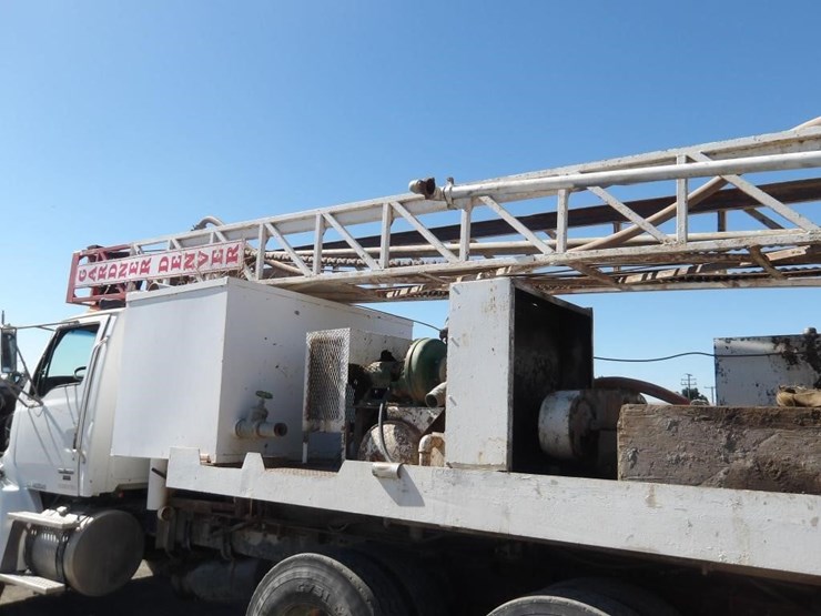 2007-sterling-l7500-drilling-rig-truck-image-15