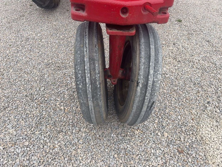 farmall-super-h-image-13
