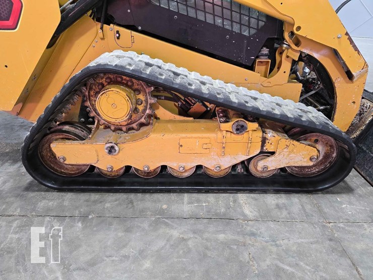 2021-caterpillar-289d3-image-33