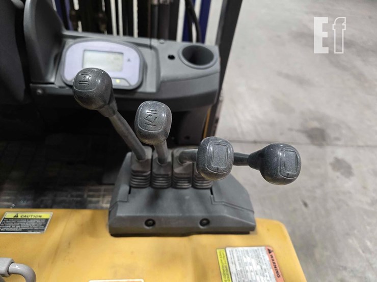 caterpillar-ec25en2-image-18