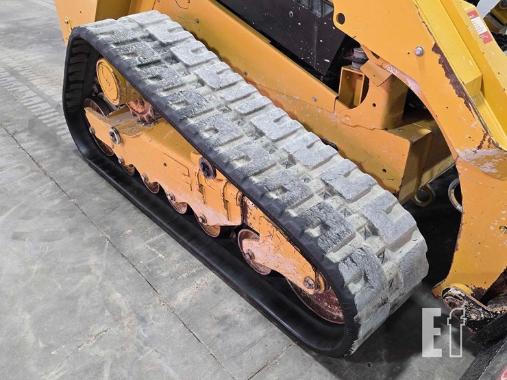 2021-caterpillar-289d3-image-37