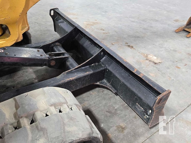 2021-caterpillar-306cr-image-16