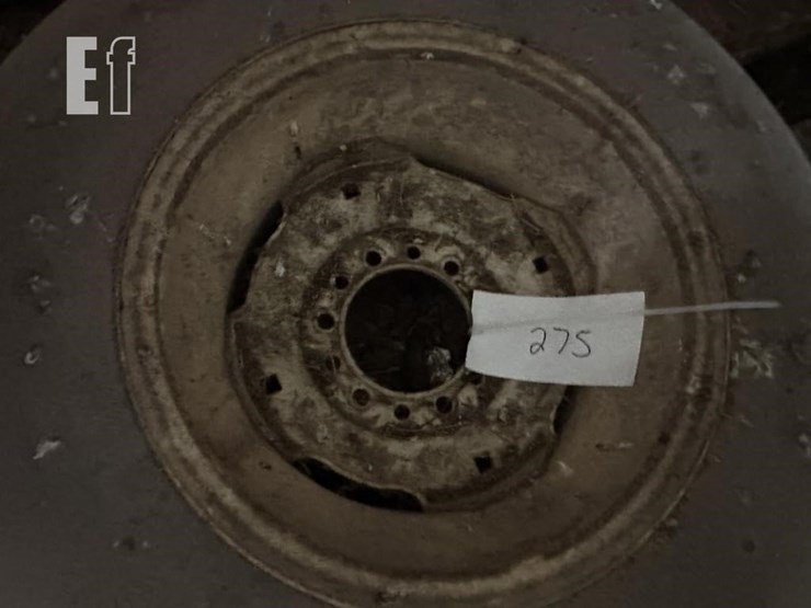 implement-tire-&-rim-image-2