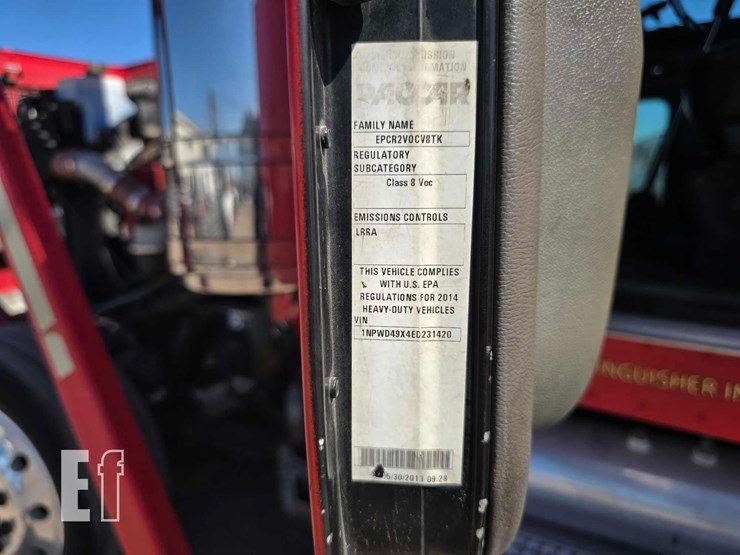 2014-peterbilt-388-image-43