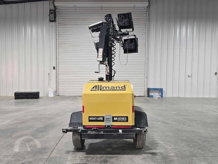 2021-allmand-bros-night-lite-gr-image-8
