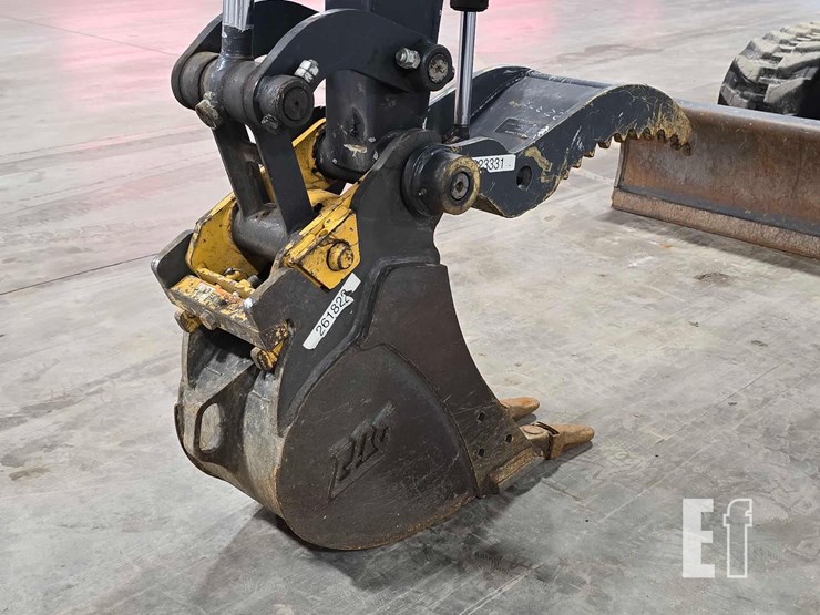 2024-deere-35-p-tier-image-11