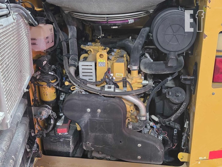 2022-caterpillar-289d3-image-25