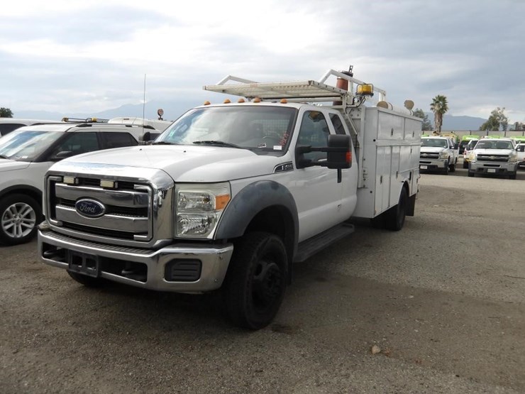 2015-ford-f450-xlt-image-1