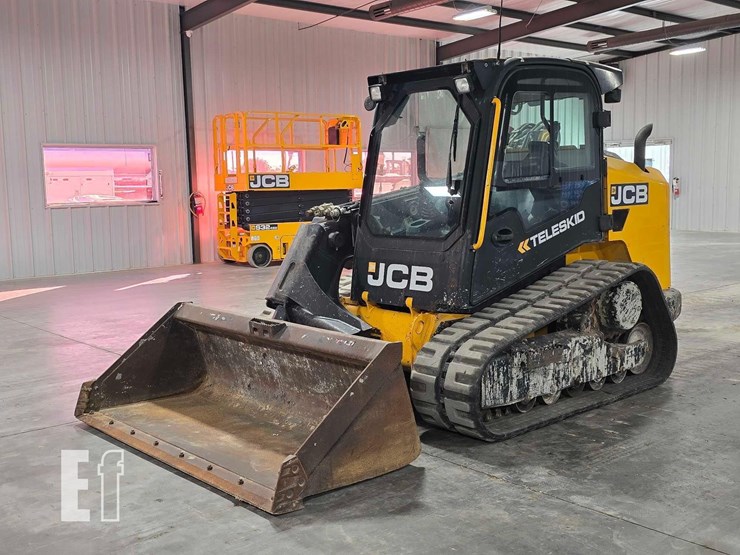 2021-jcb-3ts-8t-image-1