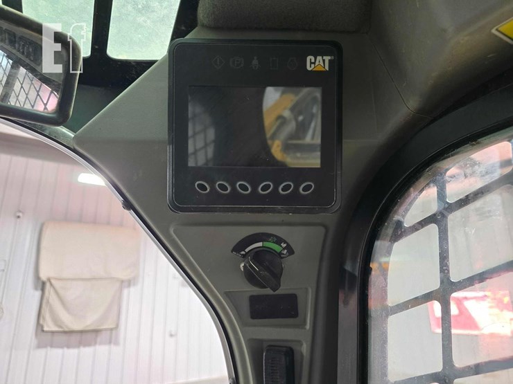 2022-caterpillar-289d3-image-21