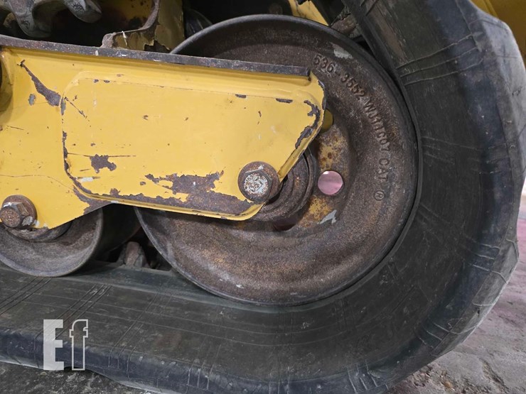 2022-caterpillar-289d3-image-29