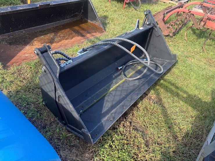 66"-4-in-1-skid-steer-bucket-image-2