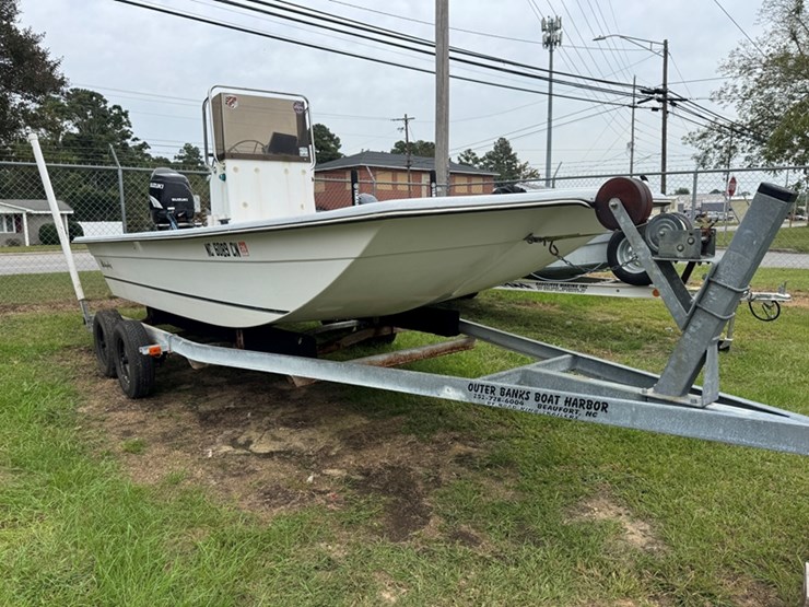 1996-hancock-18'-flat-bottom-center-console-skiff---ran-this-summer---floor-redone-2-years-ago-140hp-image-3
