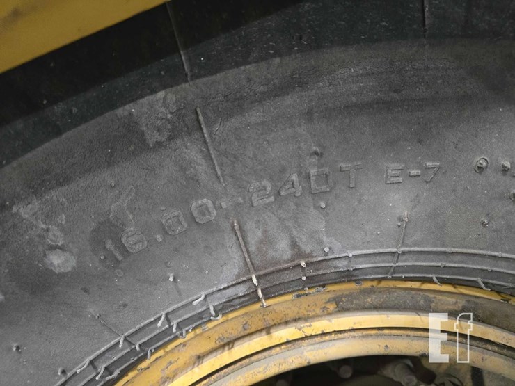 2016-caterpillar-ap-600f-image-29