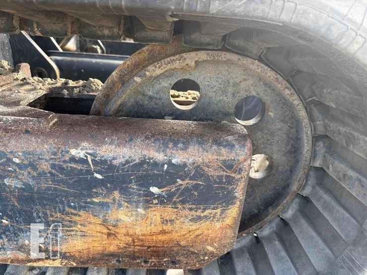 2019-jcb-85z-1-image-16