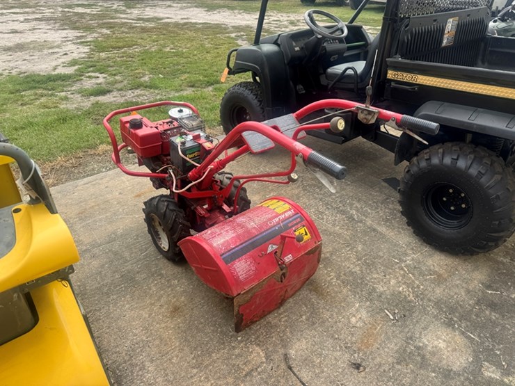troy-bilt-tiller-image-4