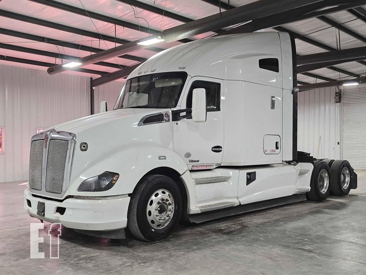 2020-kenworth-t680-image-1