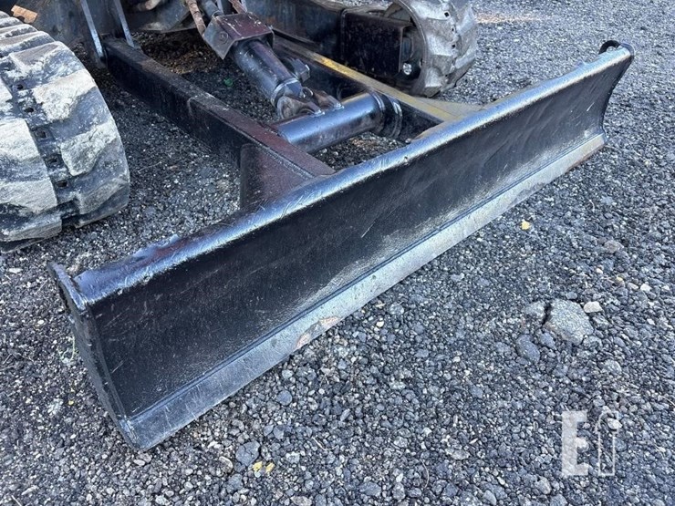 2019-kubota-u35-4-image-14