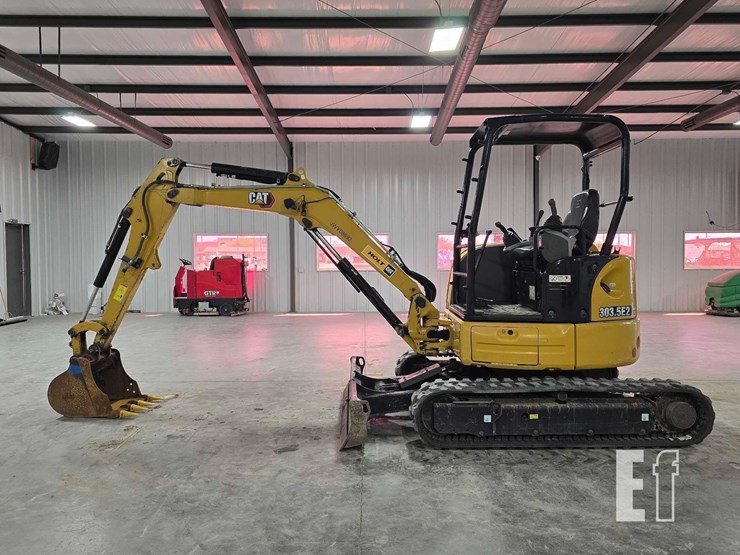 2022-caterpillar-303.5e2-cr-image-5