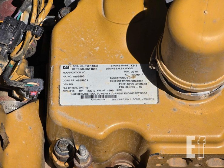 2016-caterpillar-336fl-image-26