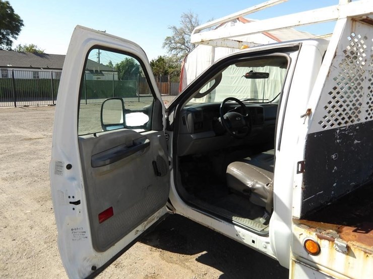 2003-ford-f450xl-flat-bed-truck-image-18
