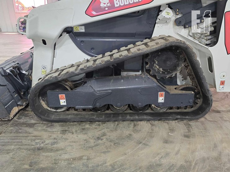 2021-bobcat-t64-image-19